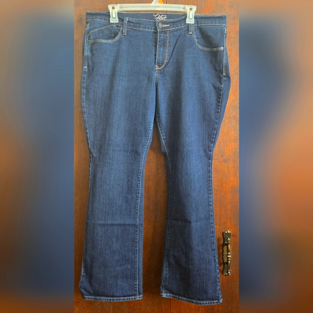 Old Navy The Flirt Bootcut Jeans 19.5" Waist
